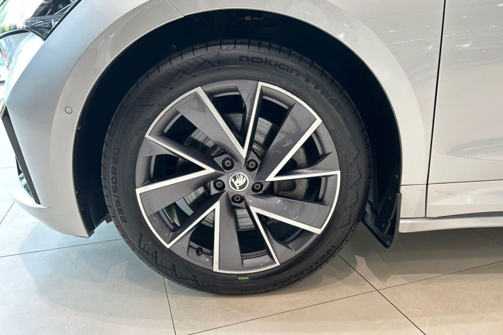 Skoda Enyaq 2022 80x 4x4 SportLine iV