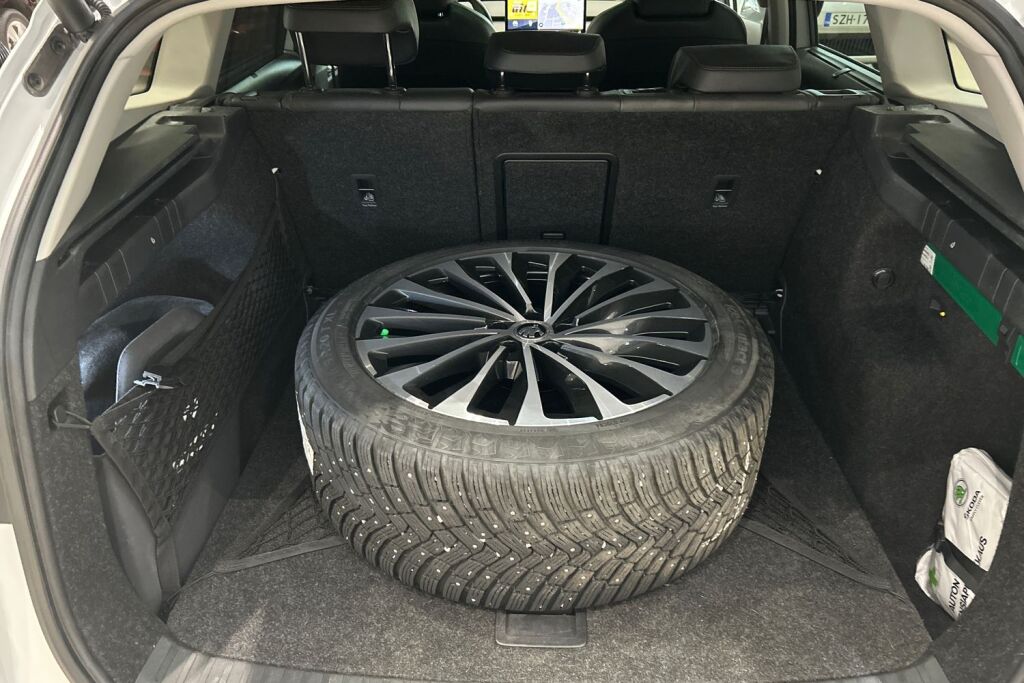 Skoda Enyaq 2022 80x 4x4 iV