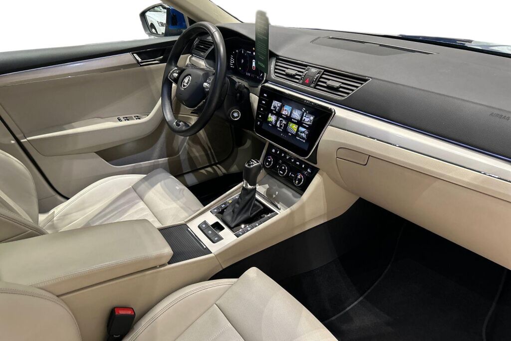 Skoda Superb 2023 Combi 1.4 TSI PHEV L&K iV DSG Autom.