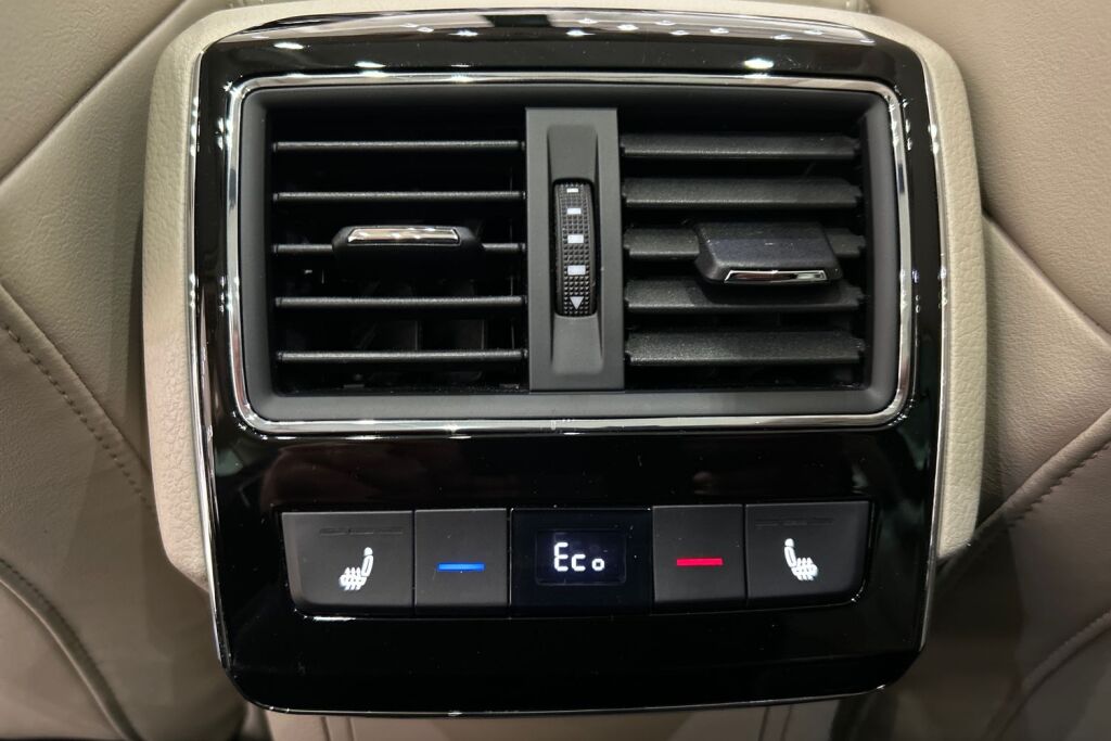 Skoda Superb 2023 Combi 1.4 TSI PHEV L&K iV DSG Autom.