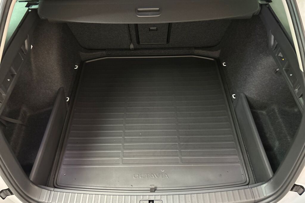 Skoda Octavia 2025 Combi 1.5 TSI 116 Style eTEC DSG Autom.