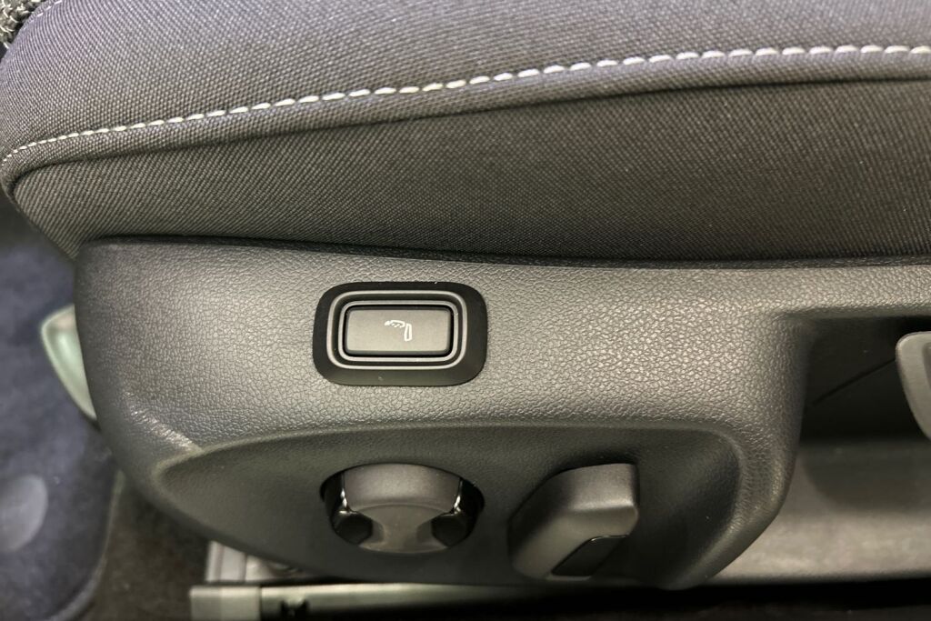 Skoda Superb 2025 1.5 TSI eTEC Selection DSG Autom.