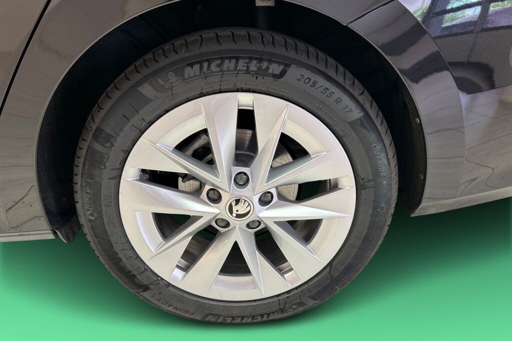 Skoda Octavia 2025 Combi 1.5 TSI 116 Selection eTEC DSG Autom.