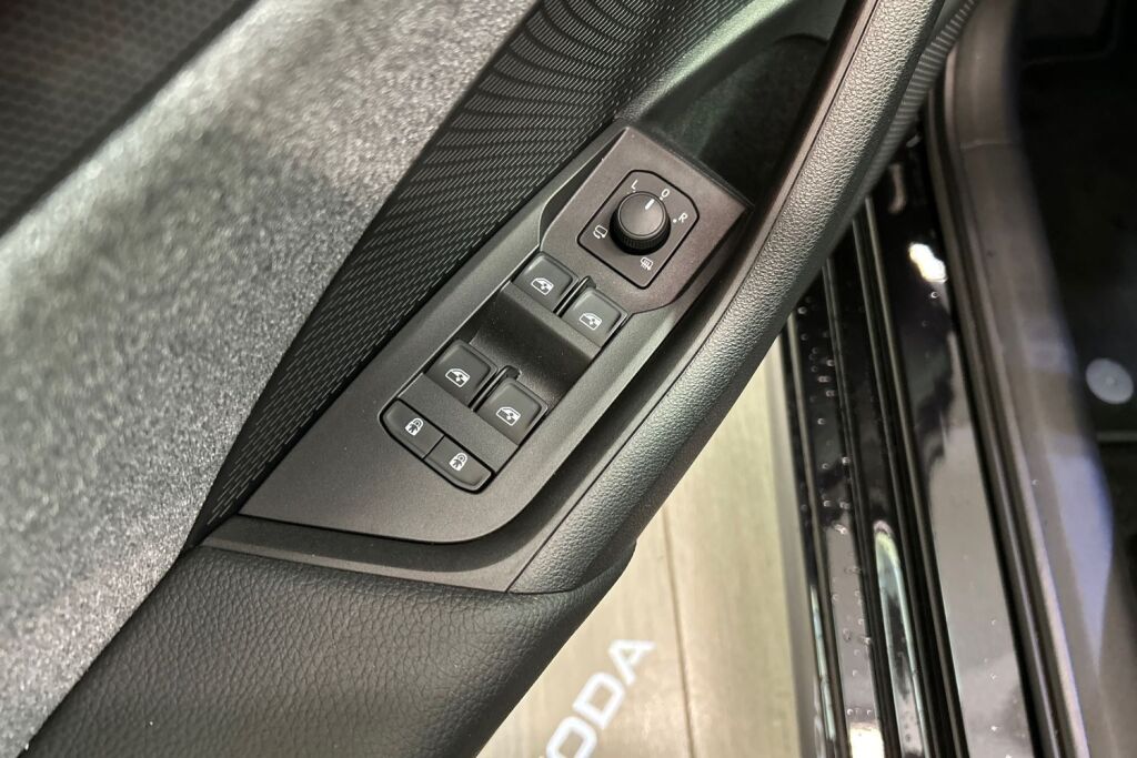 Skoda Octavia 2025 Combi 1.5 TSI 116 Selection eTEC DSG Autom.