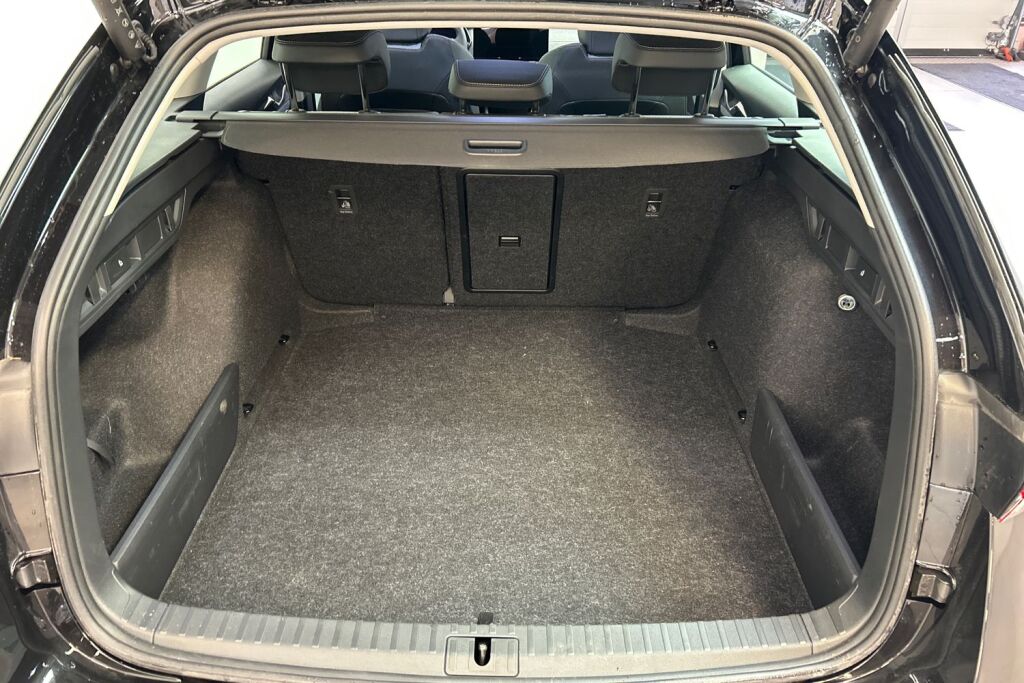 Skoda Octavia 2025 Combi 1.5 TSI 116 Selection eTEC DSG Autom.