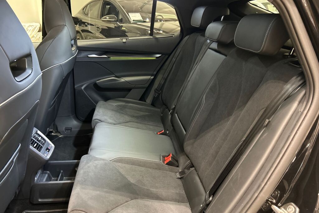 Skoda Enyaq 2025 Coupé 85x 4x4 SportLine