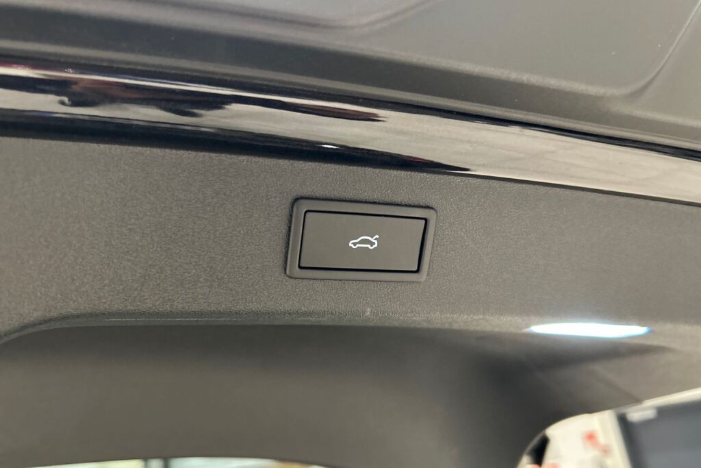 Skoda Enyaq 2025 Coupé 85x 4x4 SportLine