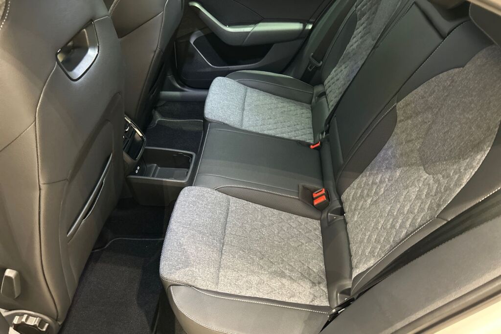 Skoda Octavia 2025 1.5 TSI 150 SportLine eTEC DSG Autom.