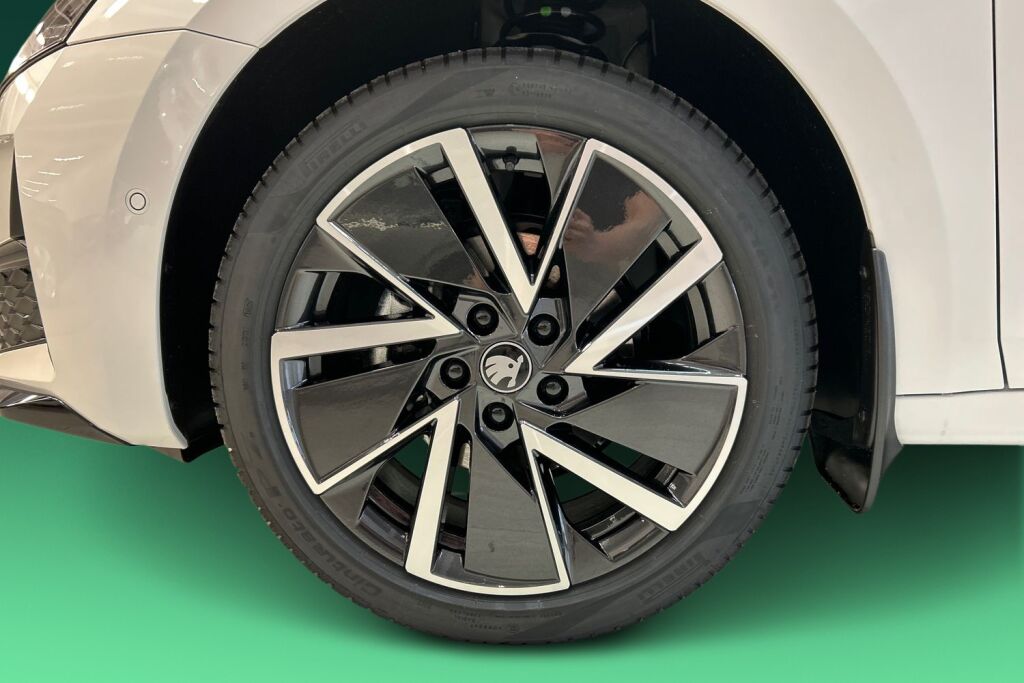 Skoda Octavia 2025 1.5 TSI 150 SportLine eTEC DSG Autom.