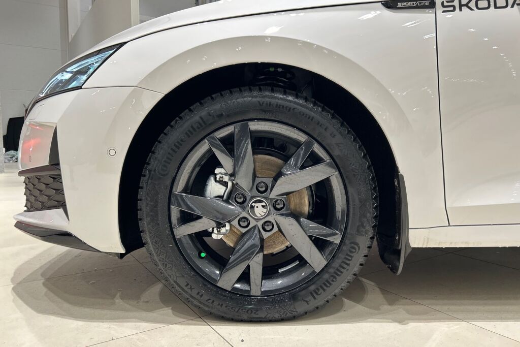 Skoda Octavia 2025 1.5 TSI 150 SportLine eTEC DSG Autom.