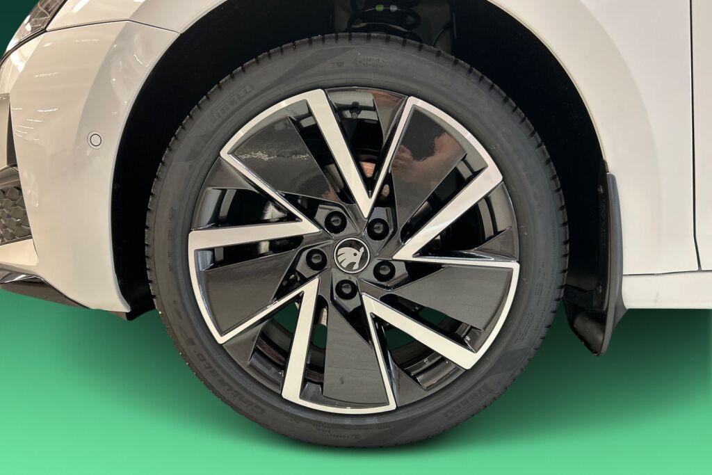 Skoda Octavia 2025 1.5 TSI 150 SportLine eTEC DSG Autom.