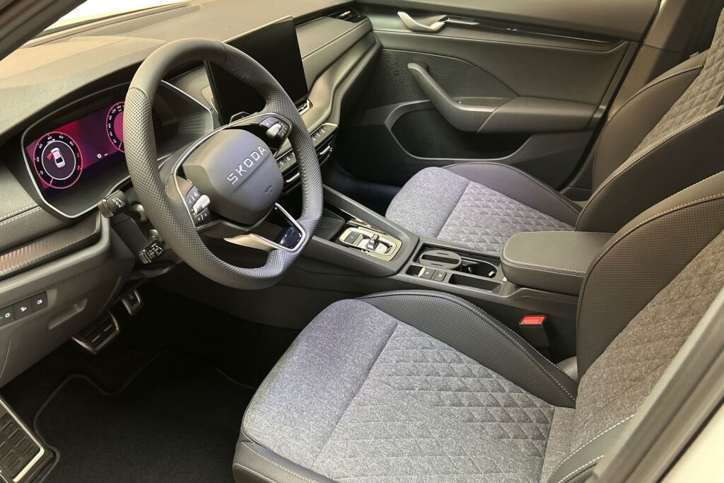 Skoda Octavia 2025 1.5 TSI 150 SportLine eTEC DSG Autom.