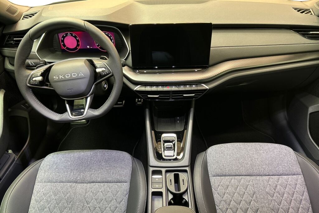 Skoda Octavia 2025 1.5 TSI 150 SportLine eTEC DSG Autom.