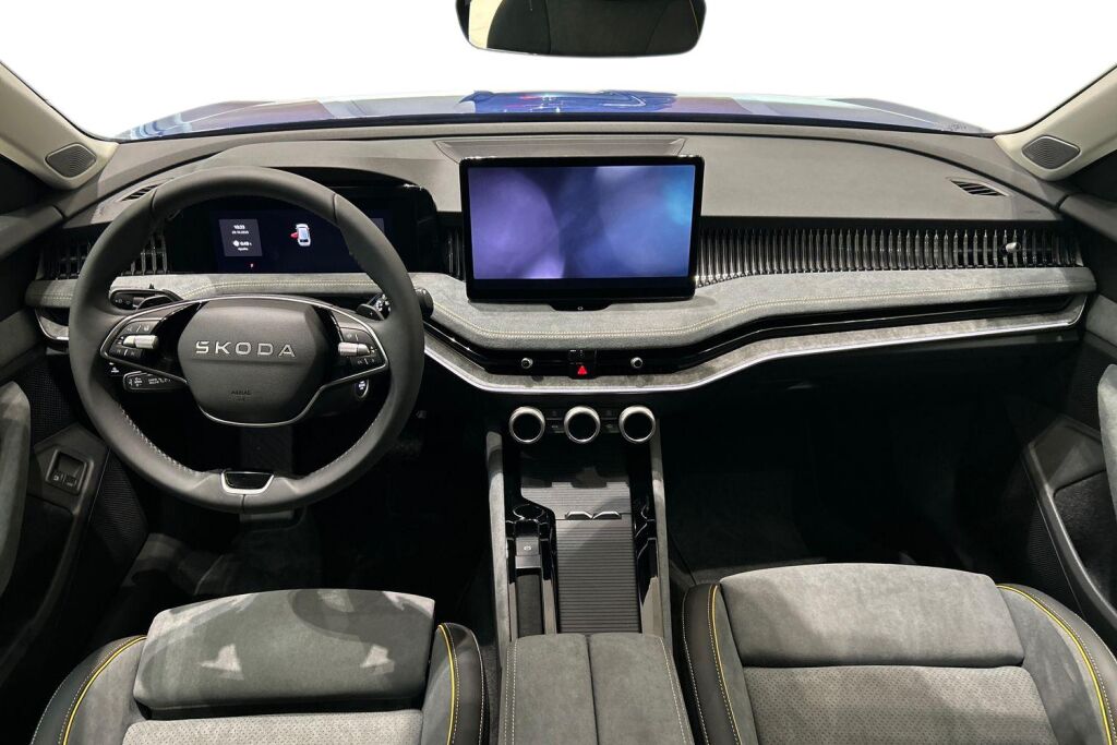 Skoda Superb 2025 1.5 TSI PHEV Style Explore DSG Autom.
