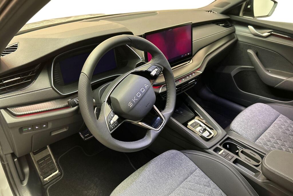 Skoda Octavia 2025 1.5 TSI 150 SportLine eTEC DSG Autom.