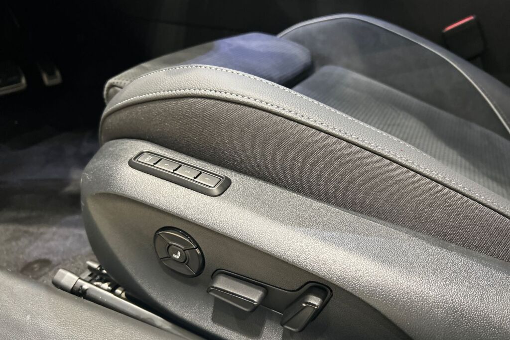 Skoda Superb 2026 Combi 1.5 TSI PHEV SportLine Explore DSG Autom.