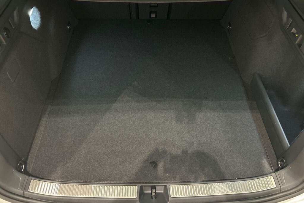 Skoda Superb 2026 Combi 1.5 TSI PHEV SportLine Explore DSG Autom.