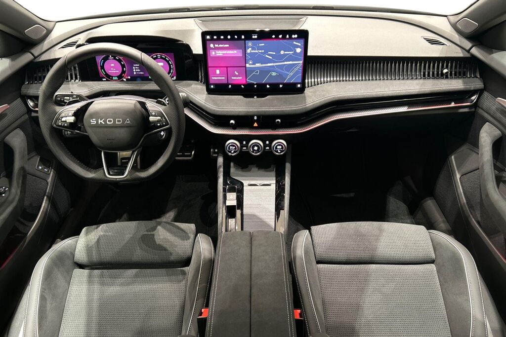 Skoda Superb 2026 Combi 1.5 TSI PHEV SportLine Explore DSG Autom.