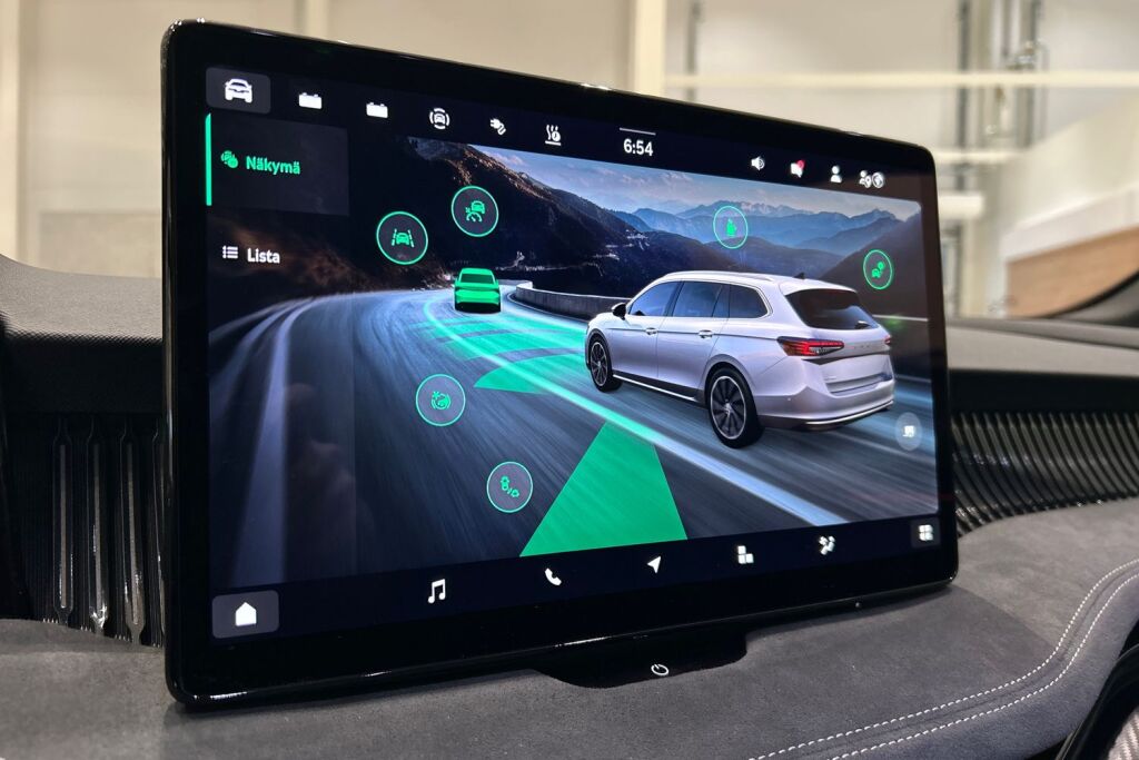 Skoda Superb 2026 Combi 1.5 TSI PHEV SportLine Explore DSG Autom.