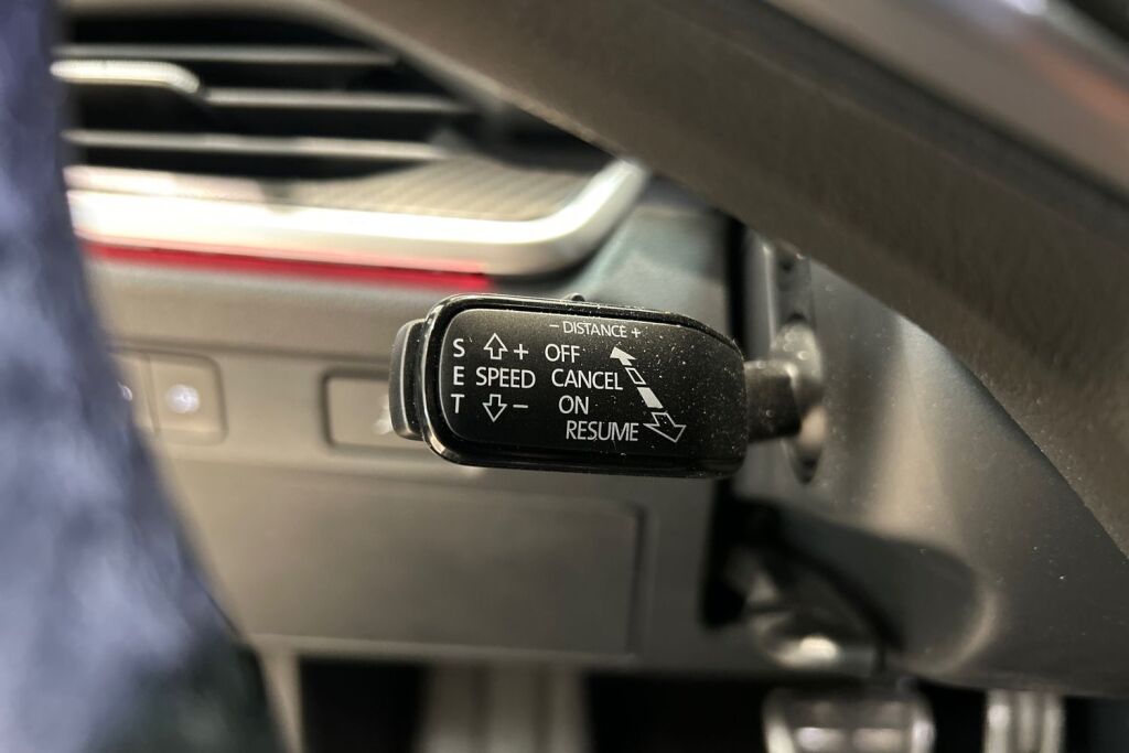 SKODA Enyaq 2025 85x 4x4 RS