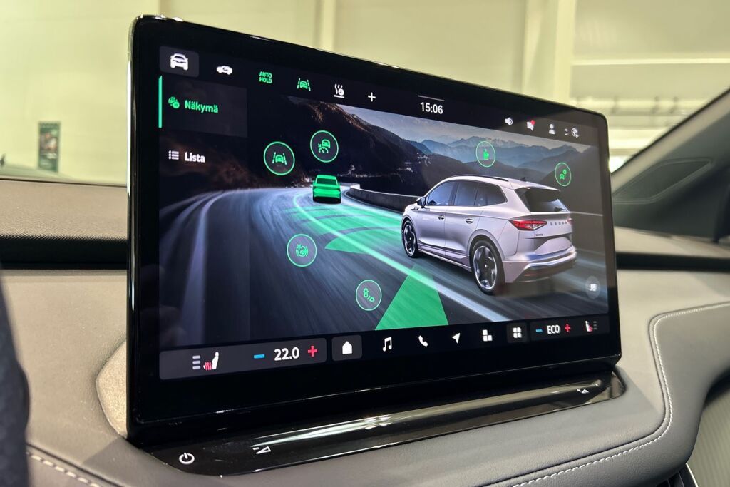 SKODA Enyaq 2025 85x 4x4 RS