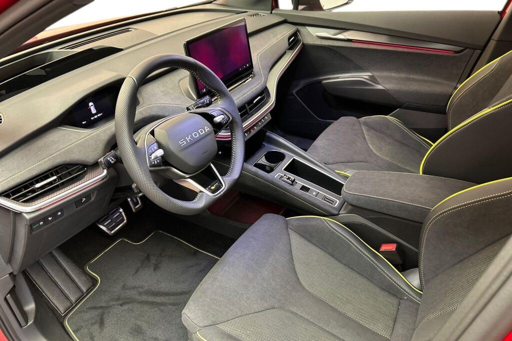 Skoda Enyaq 2025 Coupé 85x 4x4 RS