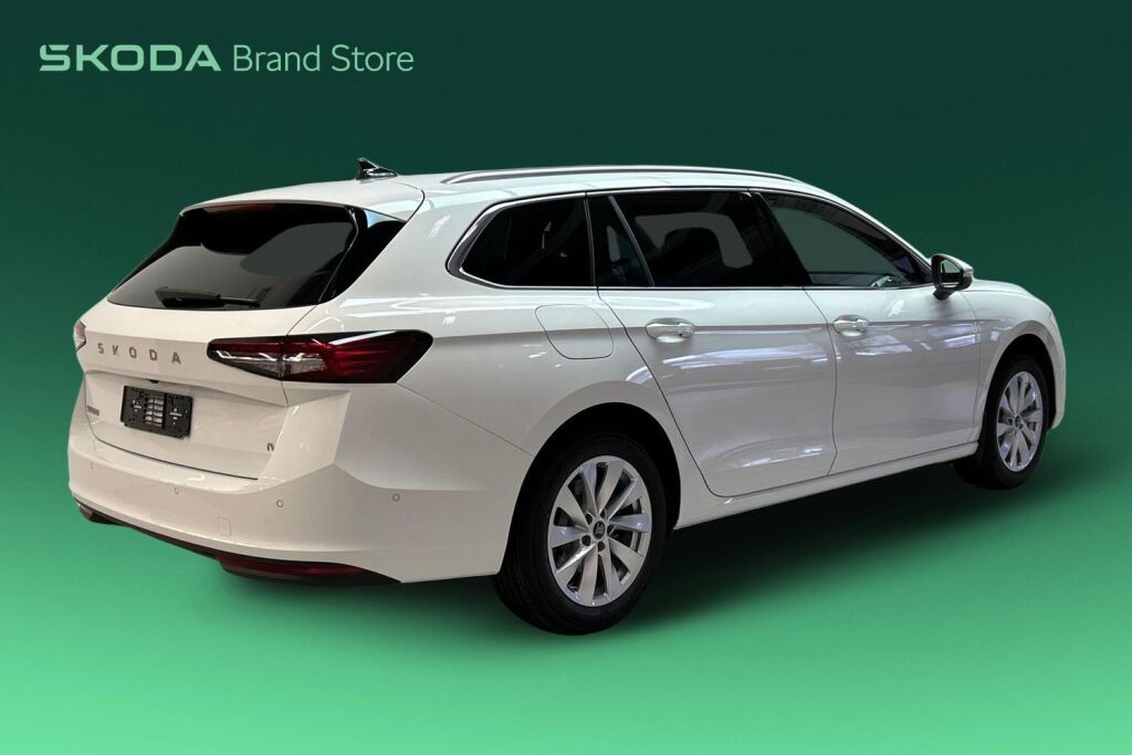 Skoda Superb 2026 Combi 1.5 TSI PHEV Style Explore DSG Autom.