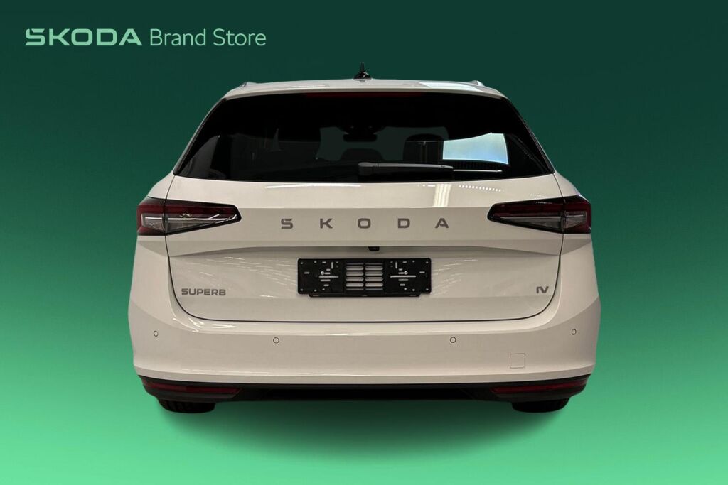 Skoda Superb 2026 Combi 1.5 TSI PHEV Style Explore DSG Autom.