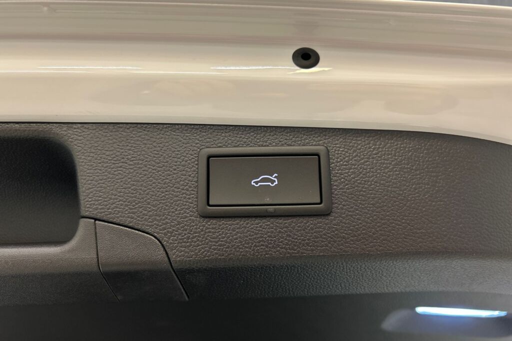 Skoda Superb 2026 Combi 1.5 TSI PHEV Style Explore DSG Autom.