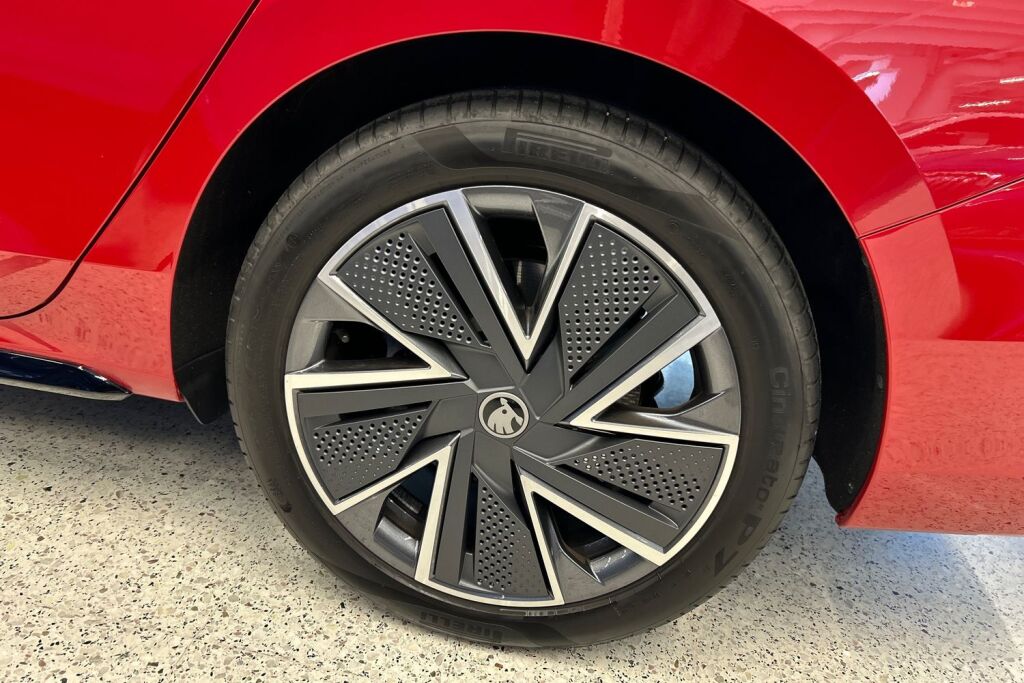 Skoda Superb 2026 Combi 2.0 TSI 204 SportLine DSG Autom.