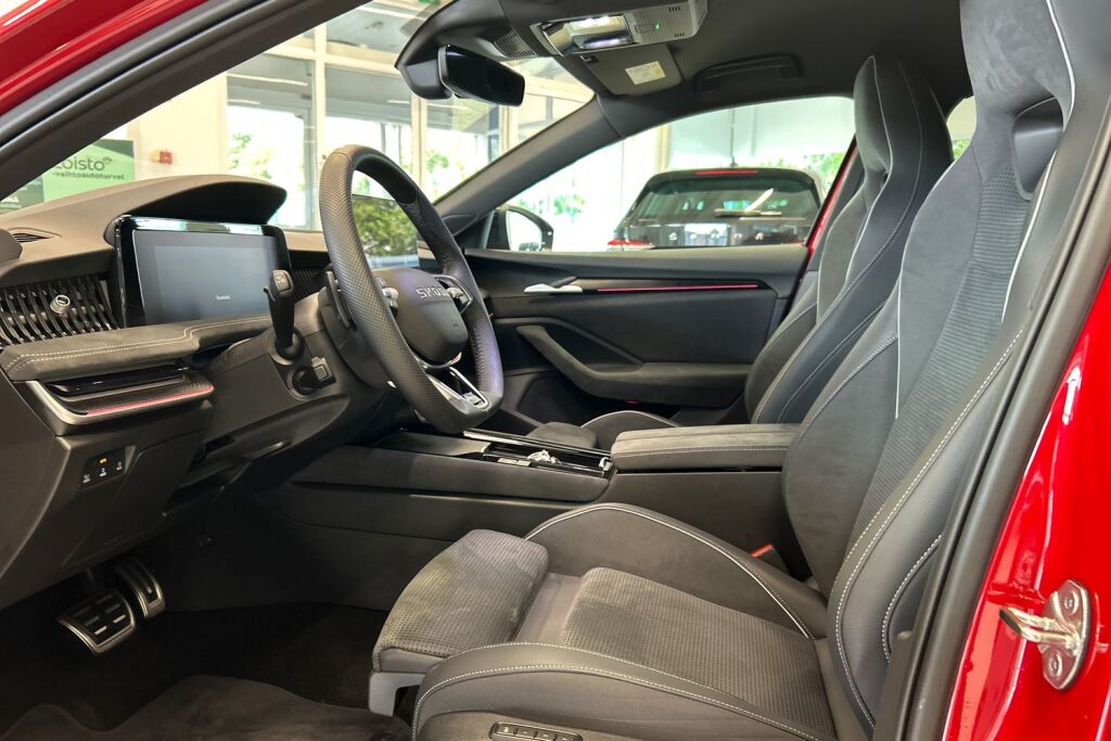 Skoda Superb 2026 Combi 2.0 TSI 204 SportLine DSG Autom.