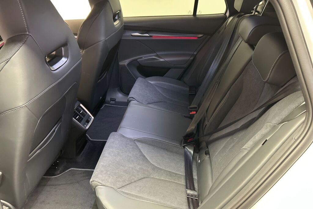 Skoda Elroq 2026 85 SportLine