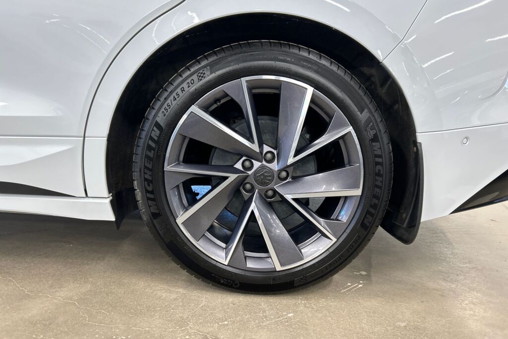 Skoda Enyaq 2022 80x 4x4 SportLine iV