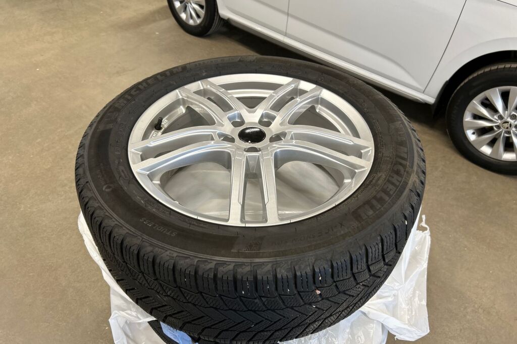 Skoda Enyaq 2022 80x 4x4 SportLine iV