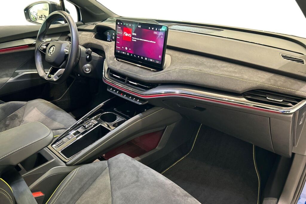 Skoda Enyaq 2024 Coupe 85x 4x4 RS