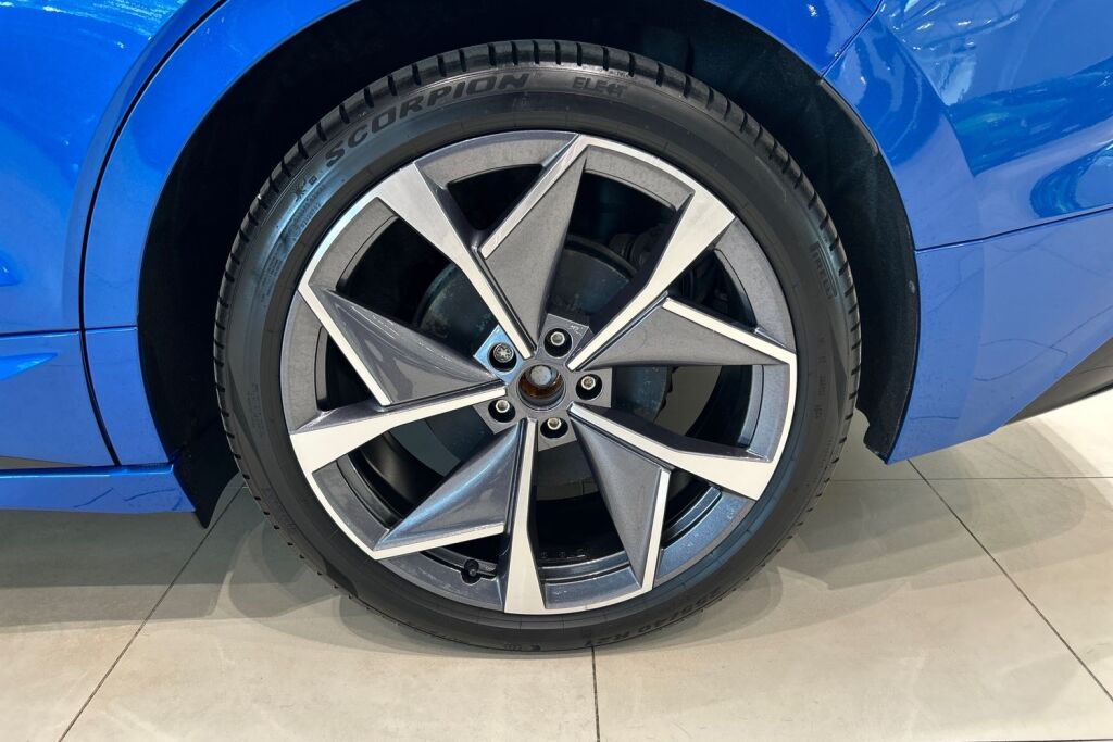 Skoda Enyaq 2024 85x 4x4 RS