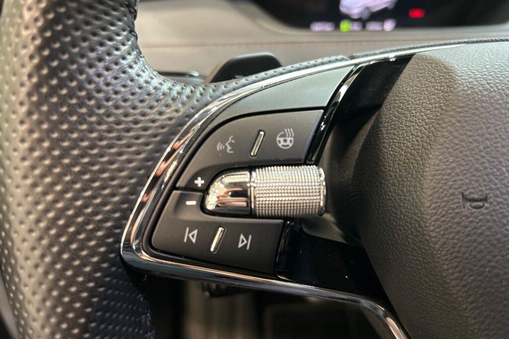 SKODA Enyaq 2023 80 iV