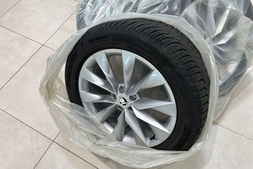 Skoda Enyaq 2023 80 iV