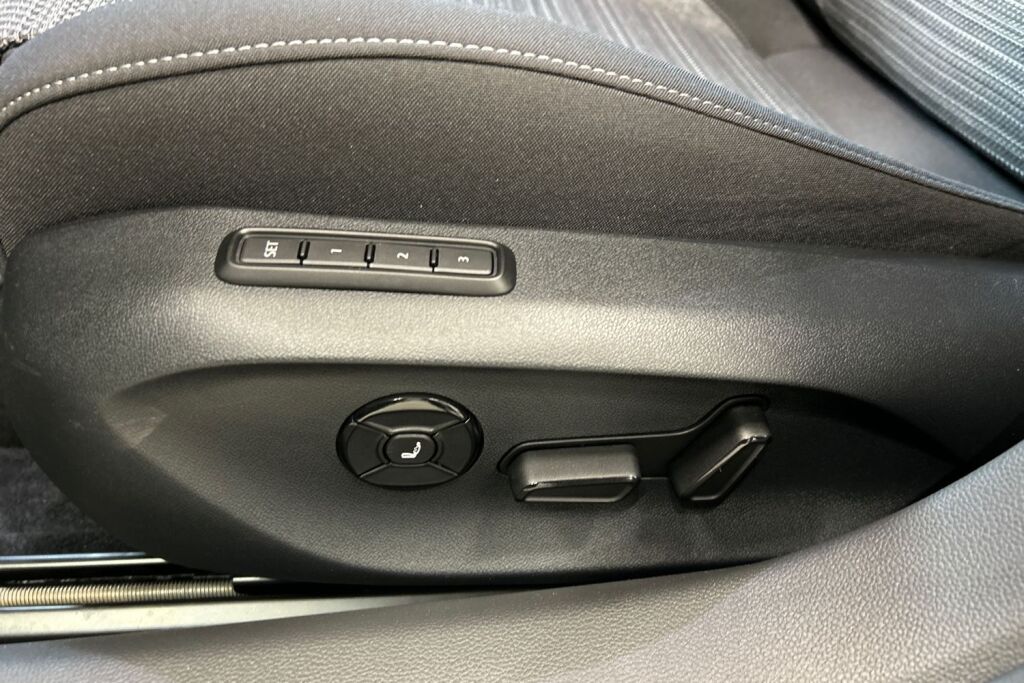 Skoda Superb 2026 1.5 TSI PHEV Style Explore DSG Autom.