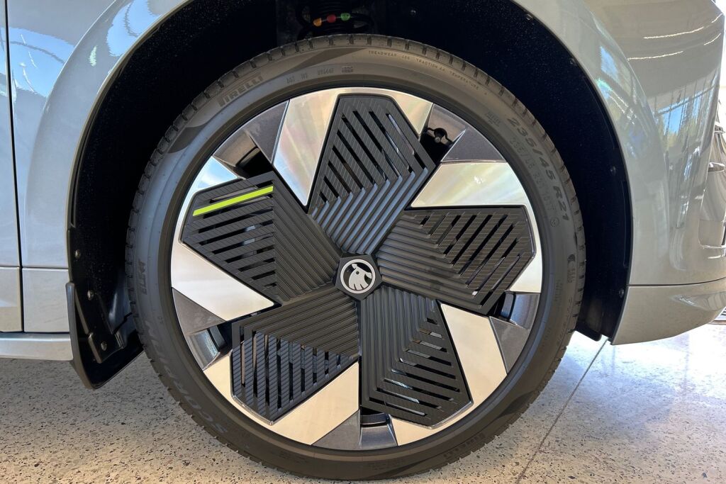 Skoda Enyaq 2026 85x 4x4 RS