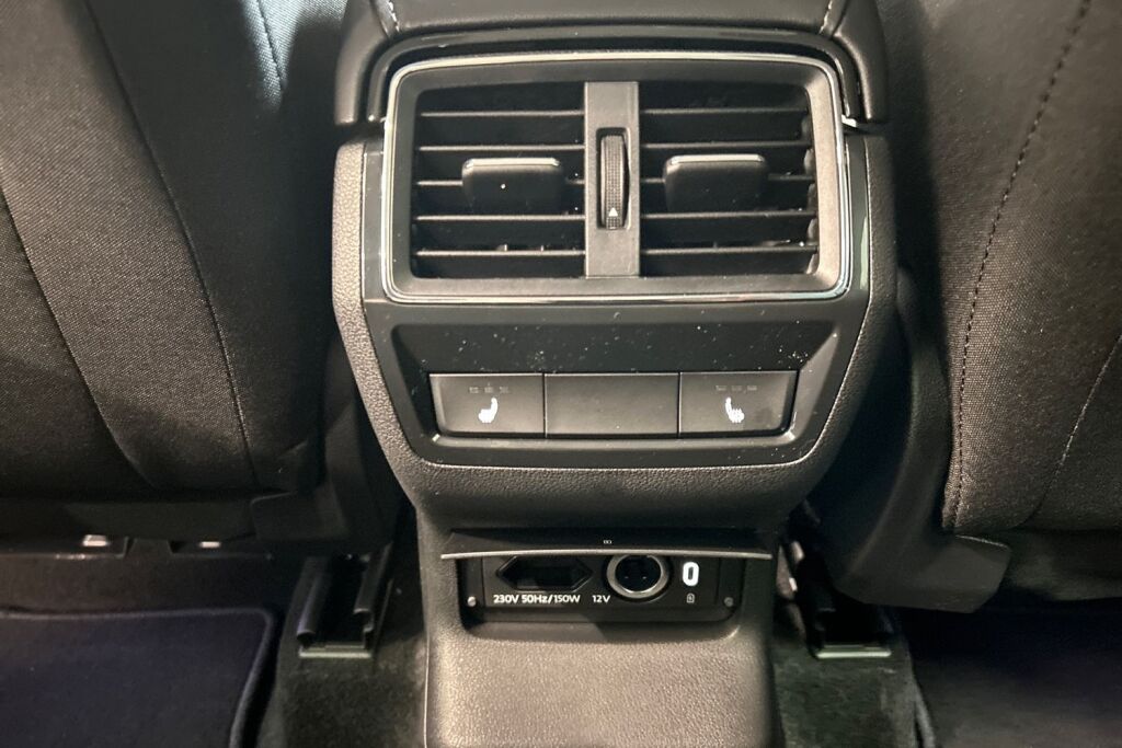Skoda Karoq 2026 1.5 TSI Style DSG Autom.