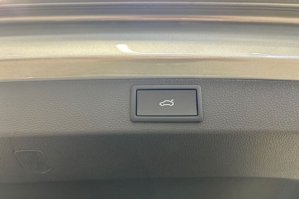 Skoda Karoq 2026 1.5 TSI Style DSG Autom.