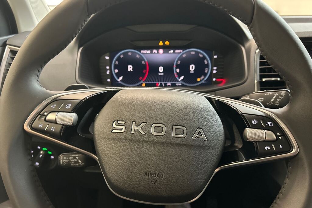 Skoda Karoq 2026 1.5 TSI Style DSG Autom.
